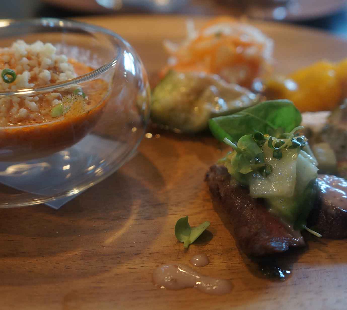 レストラン　MIELJARDIN ミエルジャルダン